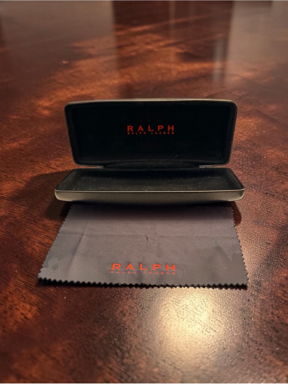 Ralph Lauren Black Hard Eyewear Case & Matching Cleaning Cloth Set (GUC) - Picture 10 of 10